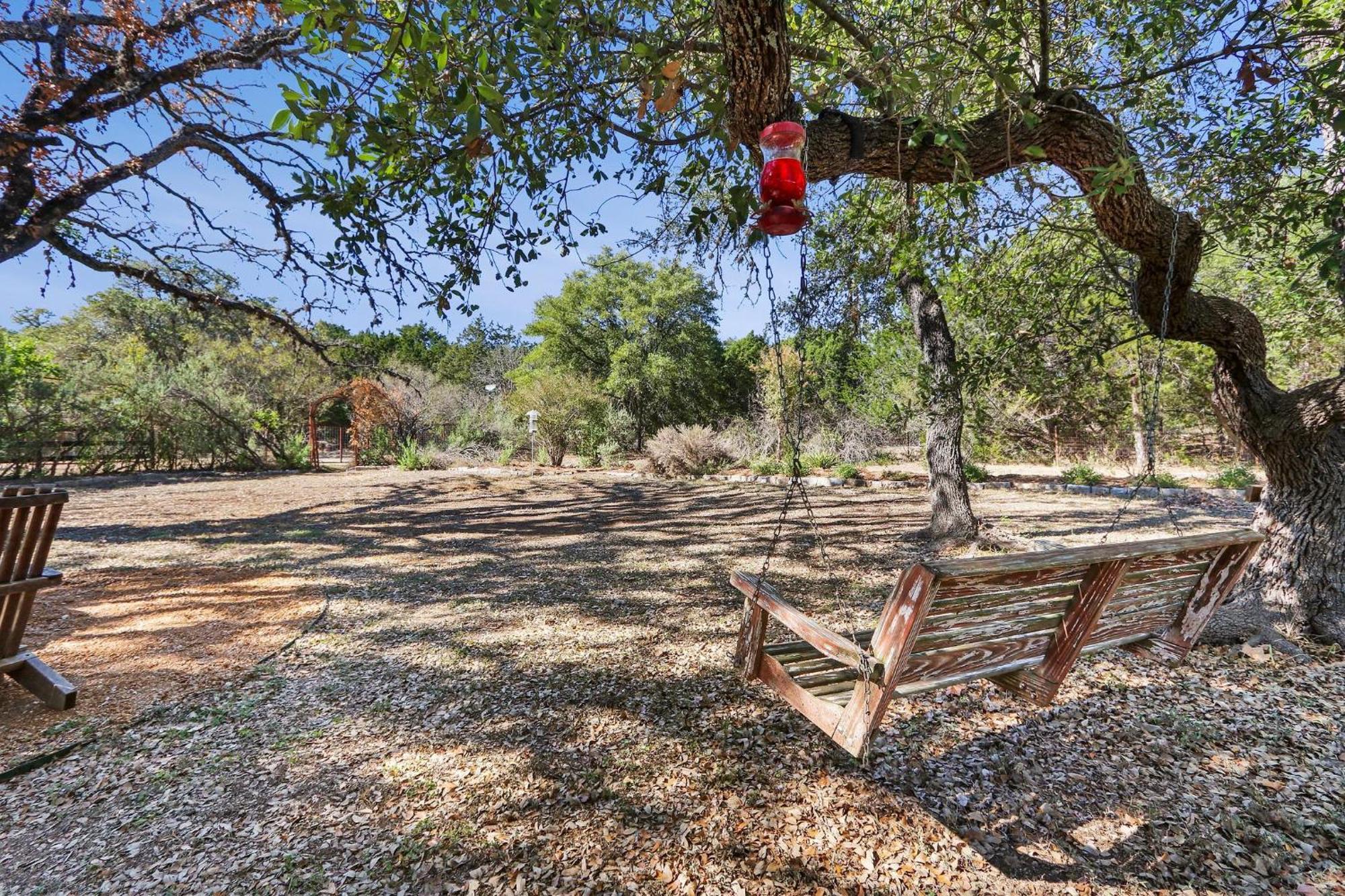 Red Donkey Cottage Wimberley Exterior foto
